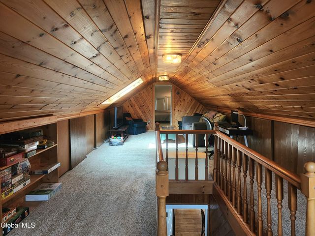 13 Detroit Avenue, Troy, NY 12180