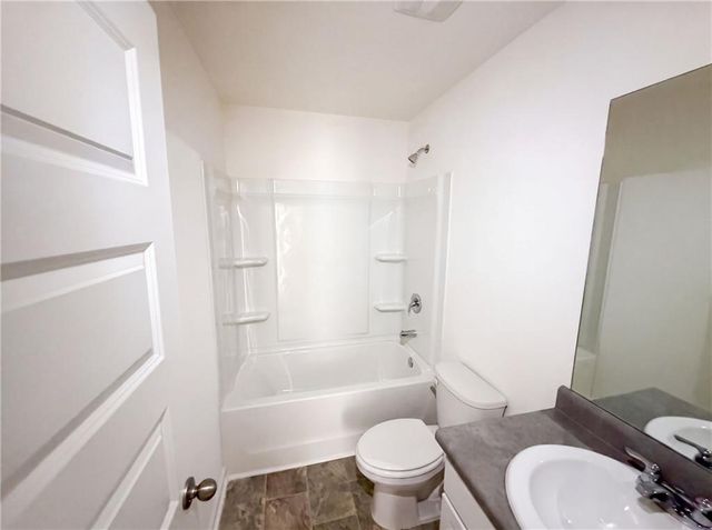 96 Silver Birch Pass, Newnan, GA 30265