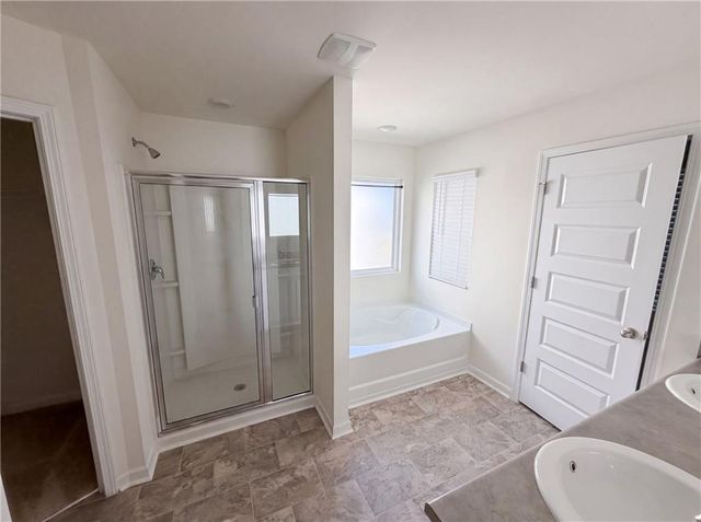 96 Silver Birch Pass, Newnan, GA 30265