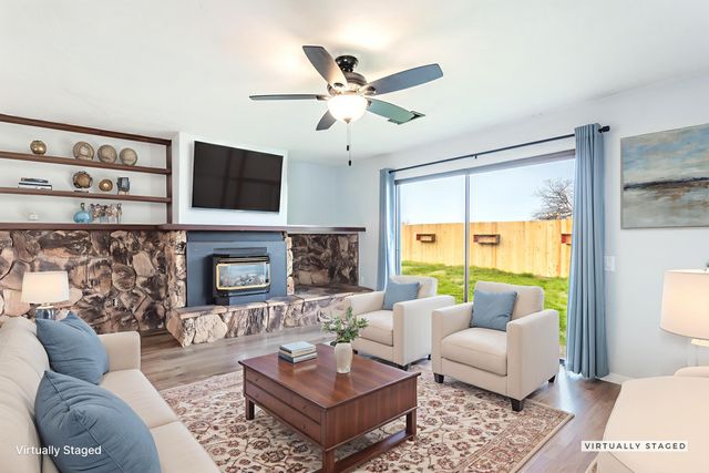 940 Golden Heights Court, Redding, CA 96003