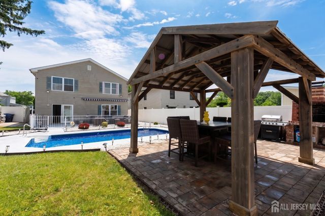 1830 barnett Street, Rahway, NJ 07065