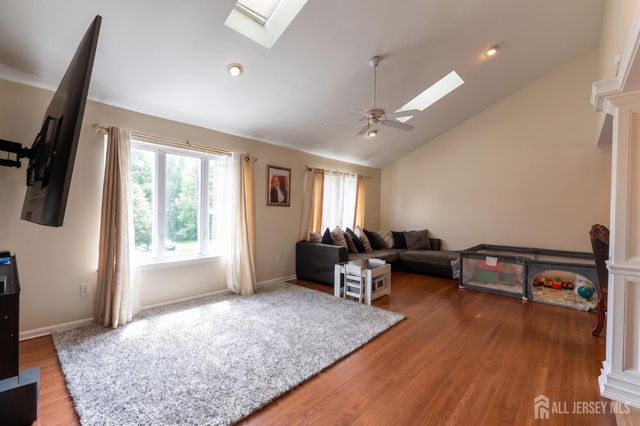 1830 barnett Street, Rahway, NJ 07065