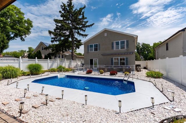 1830 barnett Street, Rahway, NJ 07065
