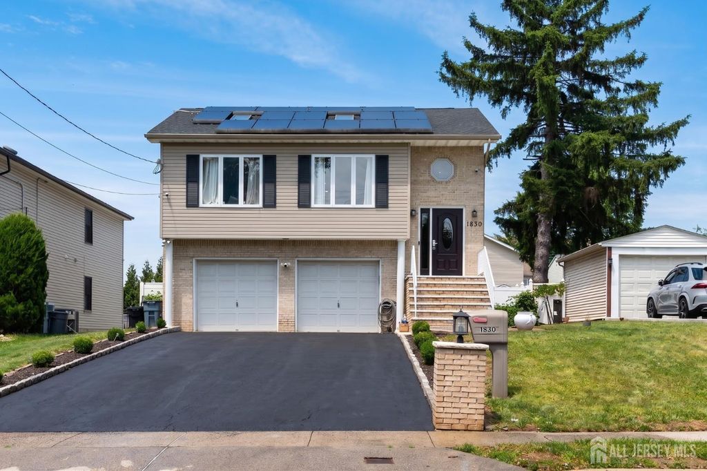 1830 barnett Street, Rahway, NJ 07065