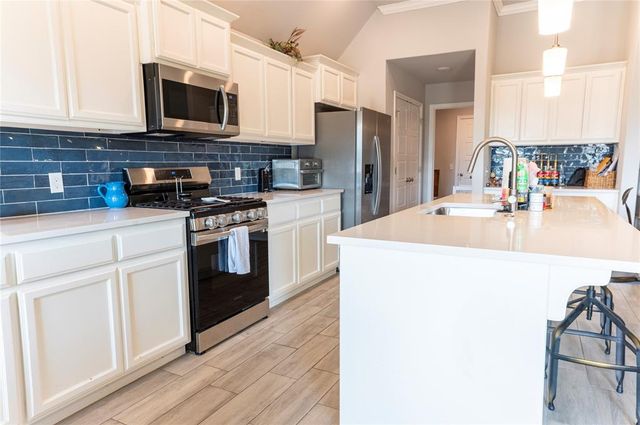 2204 Arcady Avenue, Norman, OK 73026