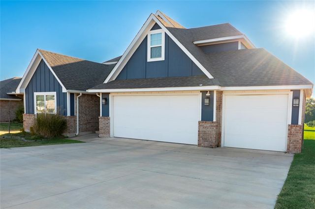 2204 Arcady Avenue, Norman, OK 73026