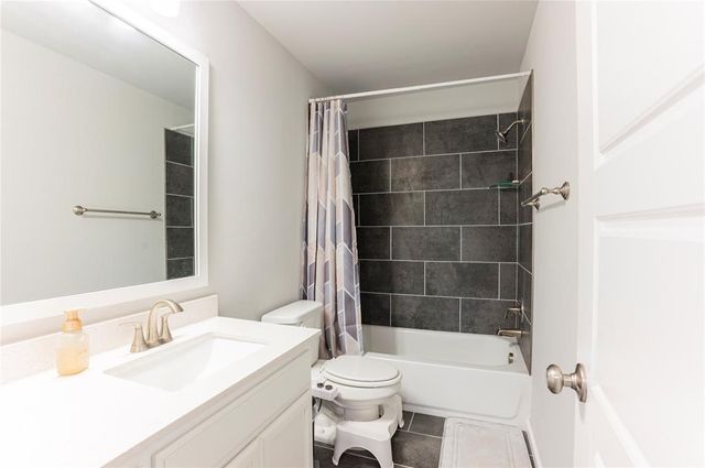 2204 Arcady Avenue, Norman, OK 73026
