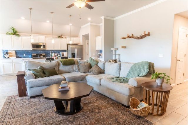 2204 Arcady Avenue, Norman, OK 73026