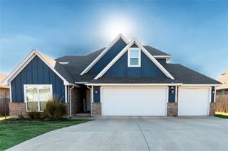2204 Arcady Avenue, Norman, OK 73026