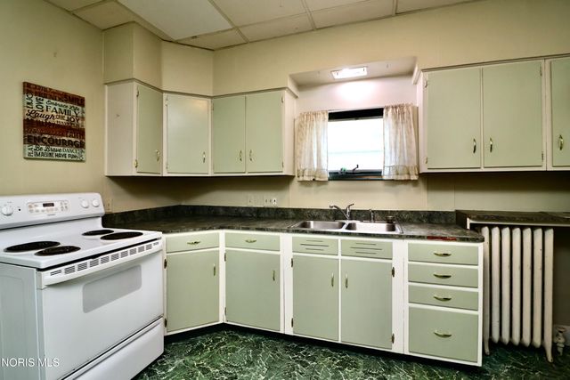 4317 Bellevista Drive, Toledo, OH 43612