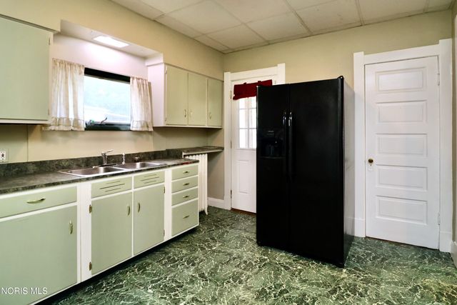4317 Bellevista Drive, Toledo, OH 43612