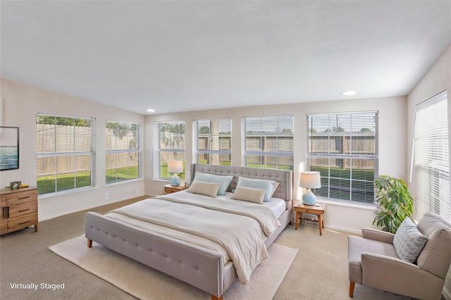 2918 15th Avenue N, Texas City, TX 77590