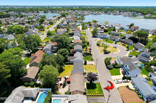 1516 Treeneedle Road, Point Pleasant, NJ 08742