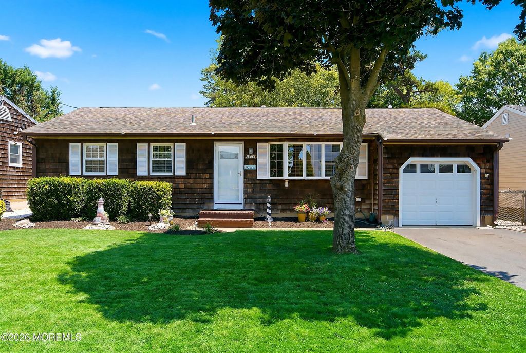 1516 Treeneedle Road, Point Pleasant, NJ 08742