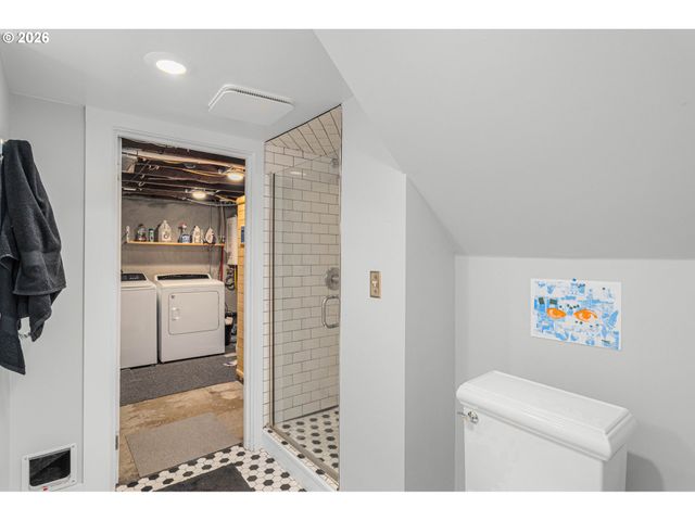 5517 N WILBUR Ave, Portland, OR 97217
