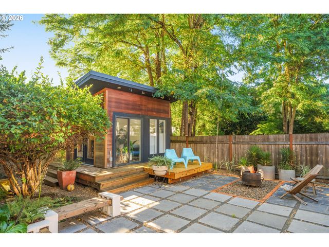 5517 N WILBUR Ave, Portland, OR 97217