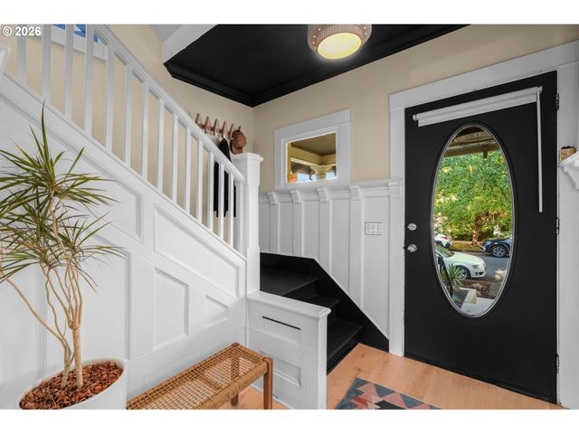 5517 N WILBUR Ave, Portland, OR 97217