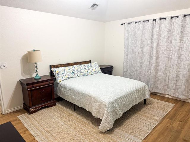 201 Bellgate Drive, Yukon, OK 73099