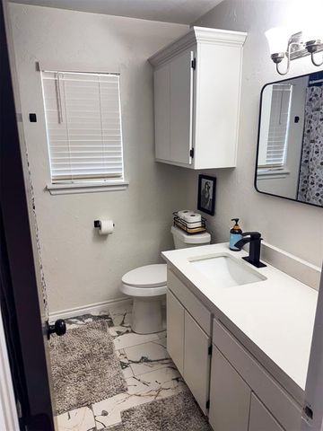 201 Bellgate Drive, Yukon, OK 73099