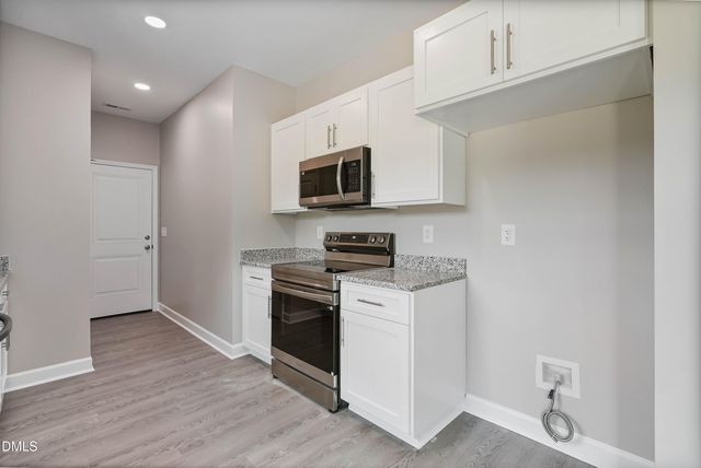 425 Bud Johnson Road, Newton Grove, NC 28366