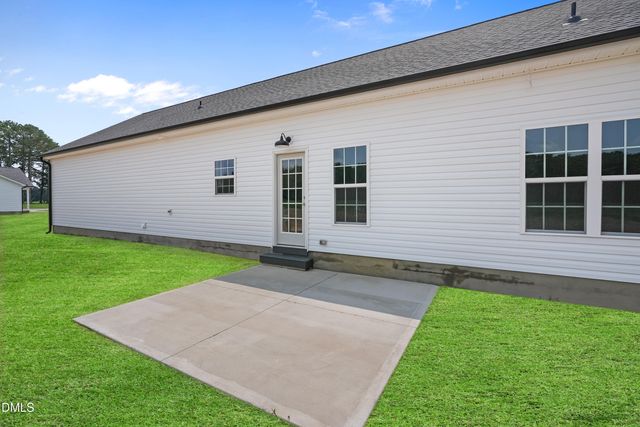 425 Bud Johnson Road, Newton Grove, NC 28366