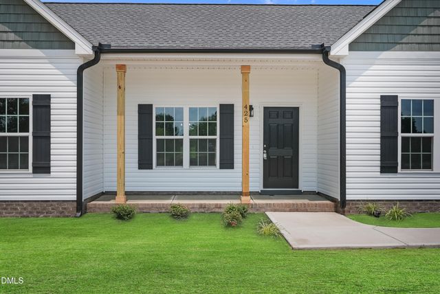 425 Bud Johnson Road, Newton Grove, NC 28366
