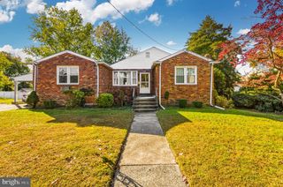 715 W SOMERDALE RD, Somerdale, NJ 08083