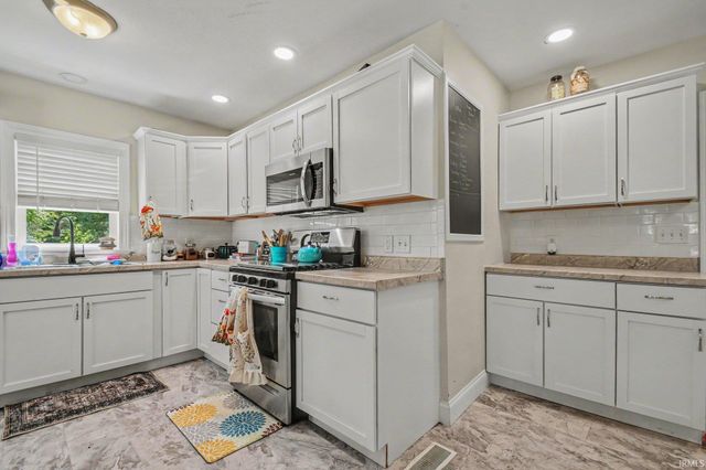 109 Trout Creek Road, Bristol, IN 46507
