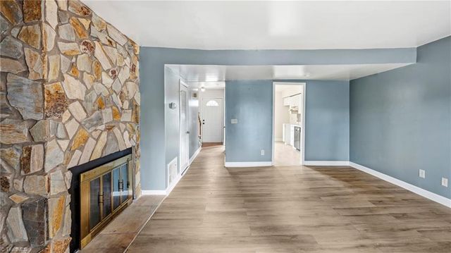 3755 Heathrow Drive, Winston-salem, NC 27127