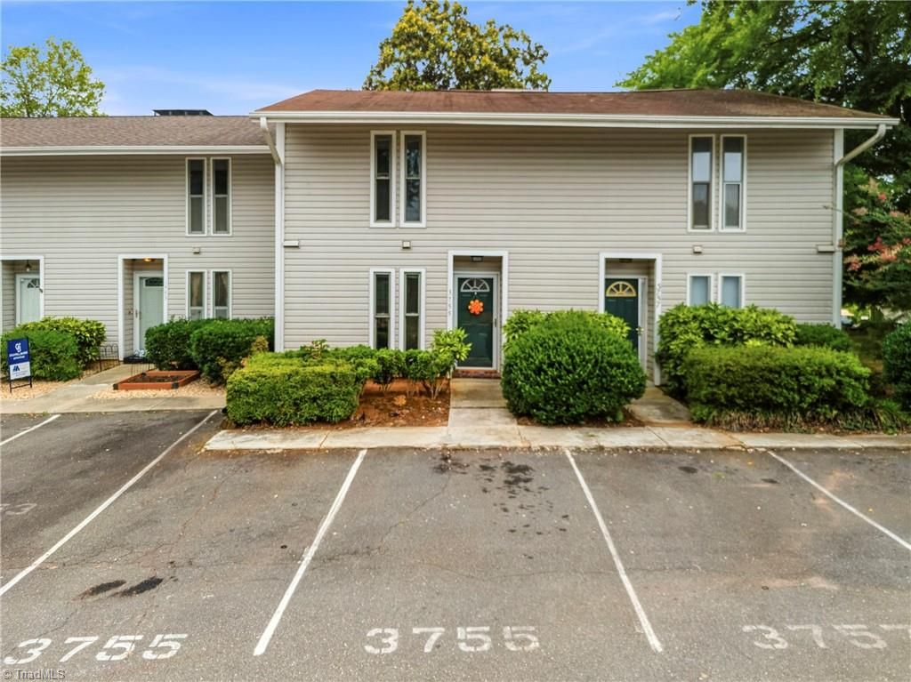 3755 Heathrow Drive, Winston-salem, NC 27127