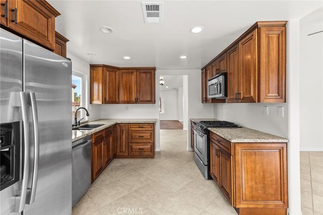 36330 Saint Raphael Drive, Murrieta, CA 92562