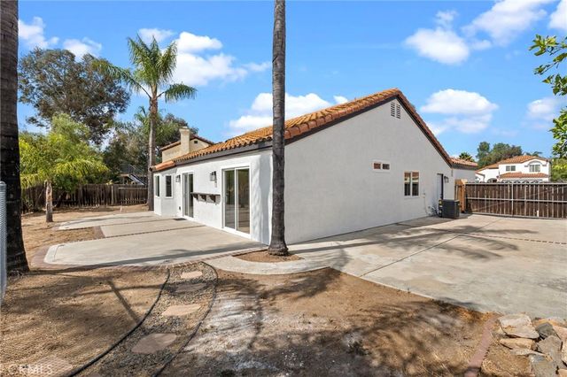 36330 Saint Raphael Drive, Murrieta, CA 92562