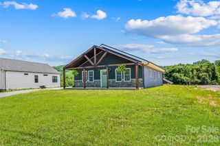 364 Carolina Avenue Avenue 2, Marion, NC 28752