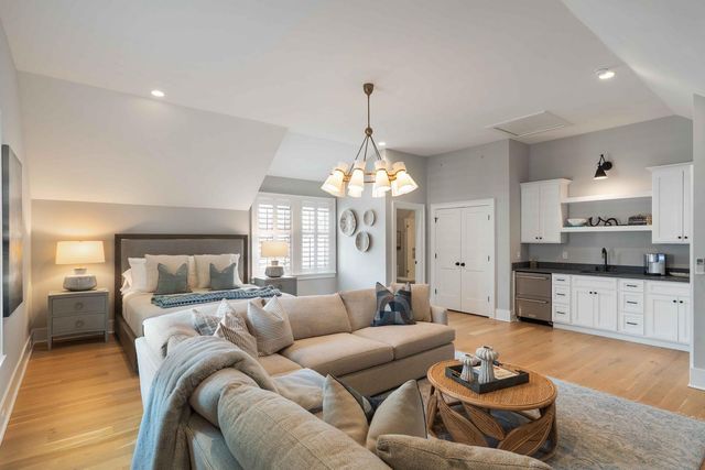 544 Lesesne Street, Charleston, SC 29492