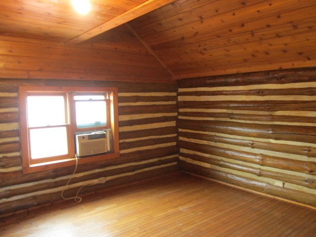 614 W Pheasant Court, Round Lake Beach, IL 60073