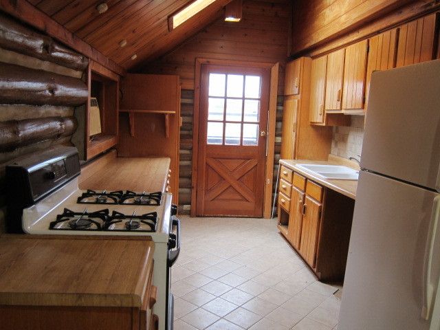 614 W Pheasant Court, Round Lake Beach, IL 60073