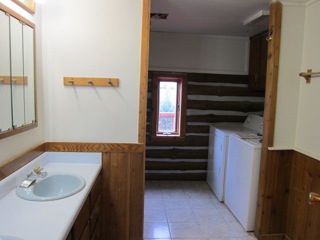 614 W Pheasant Court, Round Lake Beach, IL 60073