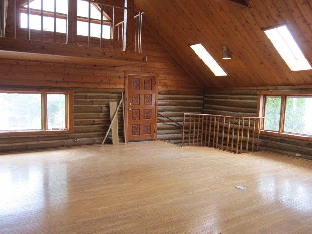 614 W Pheasant Court, Round Lake Beach, IL 60073