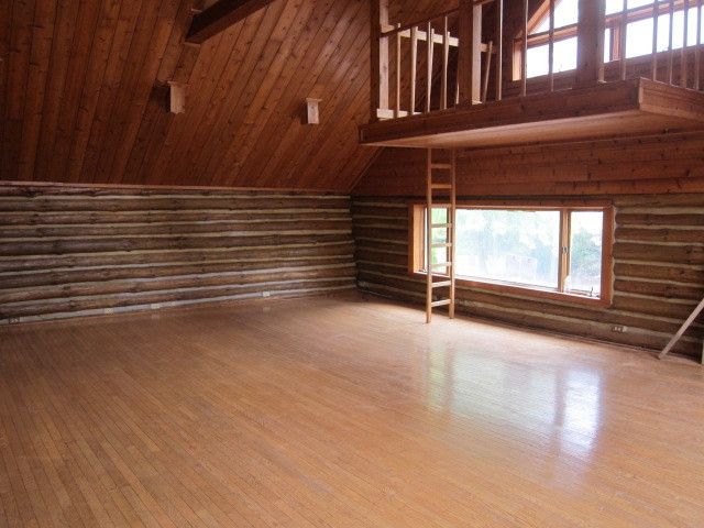 614 W Pheasant Court, Round Lake Beach, IL 60073