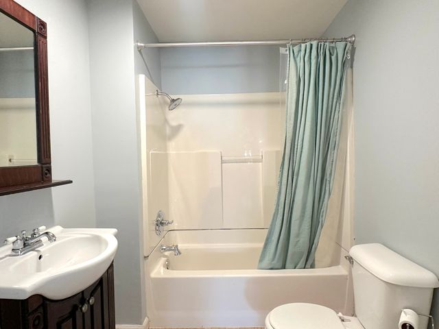 612 Pleasant Court, Marion, IL 62959