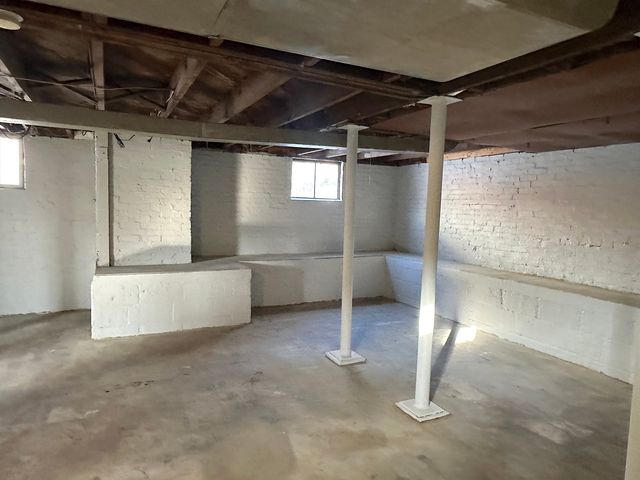 612 Pleasant Court, Marion, IL 62959