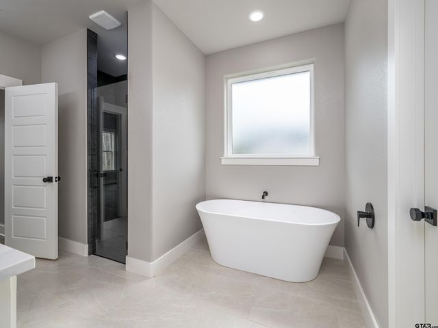 344 Heritage Way, Bullard, TX 75757