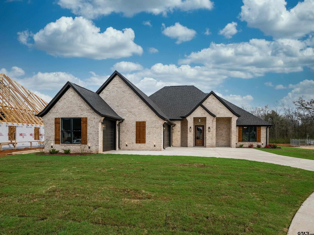 344 Heritage Way, Bullard, TX 75757