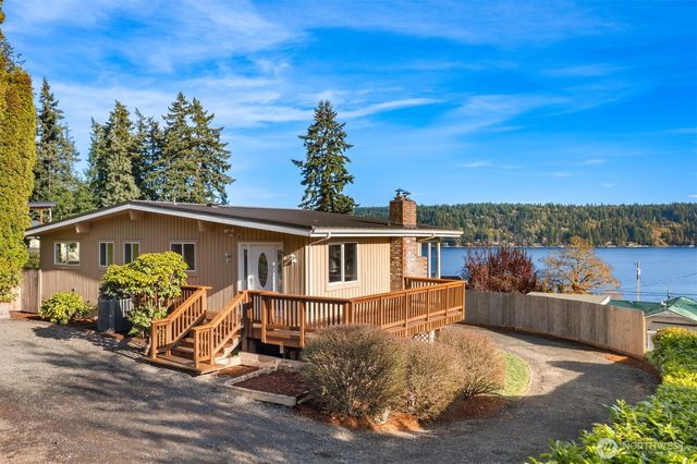 5852 Madrona Avenue NE, Bremerton, WA 98311