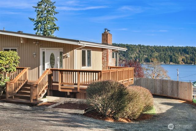 5852 Madrona Avenue NE, Bremerton, WA 98311