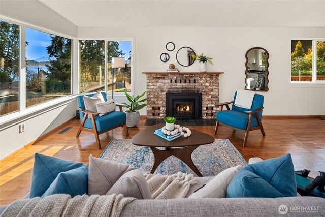 5852 Madrona Avenue NE, Bremerton, WA 98311