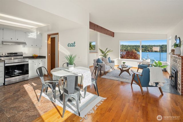 5852 Madrona Avenue NE, Bremerton, WA 98311