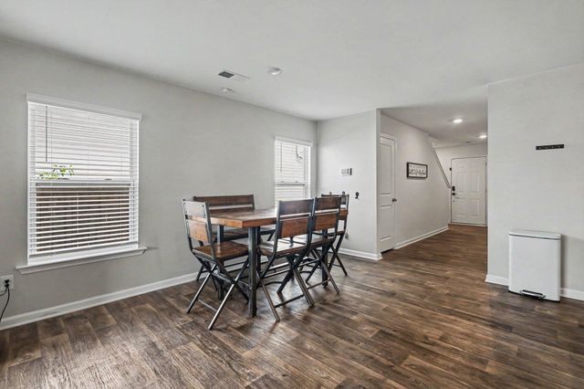1328 Ledsham Court, Greer, SC 29651