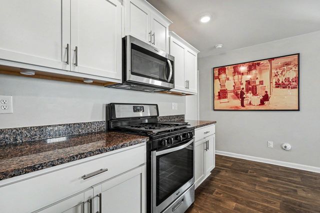 1328 Ledsham Court, Greer, SC 29651