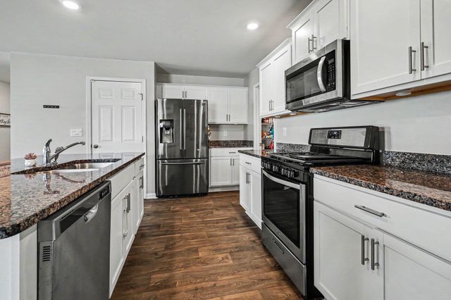 1328 Ledsham Court, Greer, SC 29651